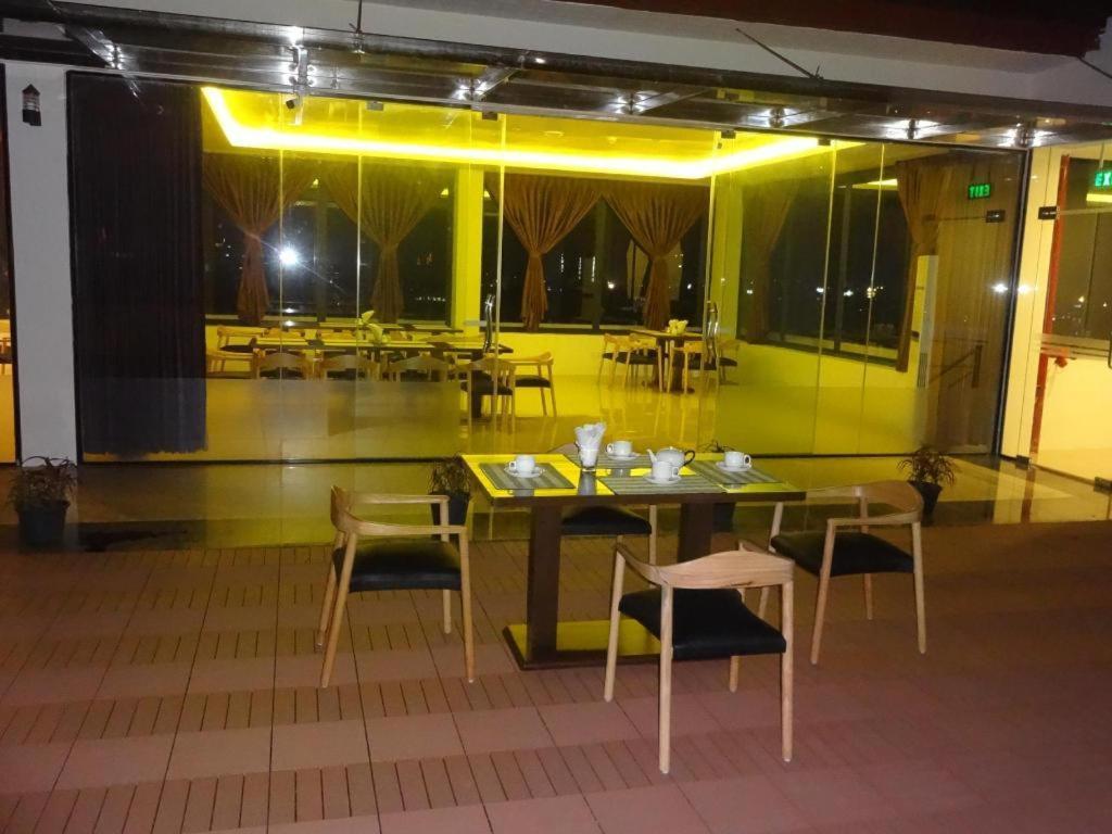 Virati Hotel Rangún Exteriér fotografie